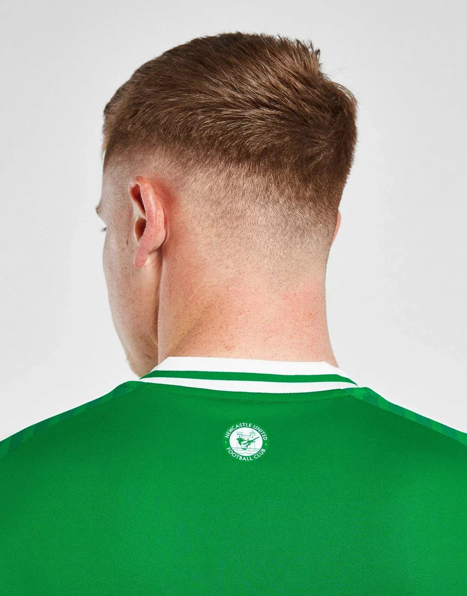 NEWCASTLE UNITED FC 2025/26 AWAY SHIRT